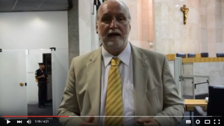 Vídeo: Direto do Plenário com meu posicionamento sobre o IPTU
