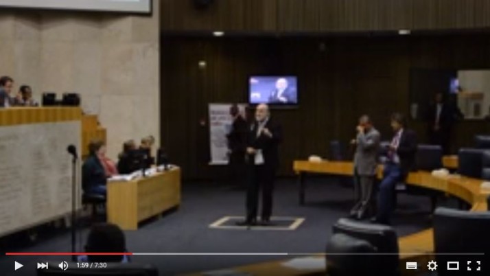 Vídeo: Um Direto do Plenário um pouco diferente sobre o Plano Diretor